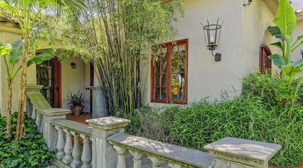 Portlandia Villa بورتلاند