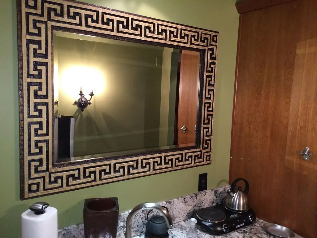 Bed & Breakfast Portlandia Villa United States